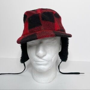 Vintage Dorfman Pacific Red Buffalo Plaid Ear Flap Billed Winter Hat Size Medium
